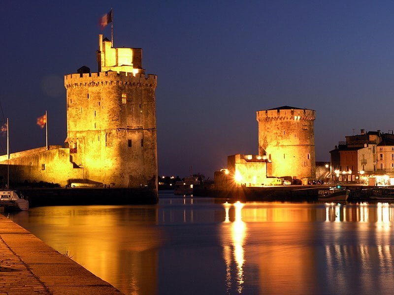 1 Problèmes pratiques de navigation céleste LA ROCHELLE, image Le port de nuit
